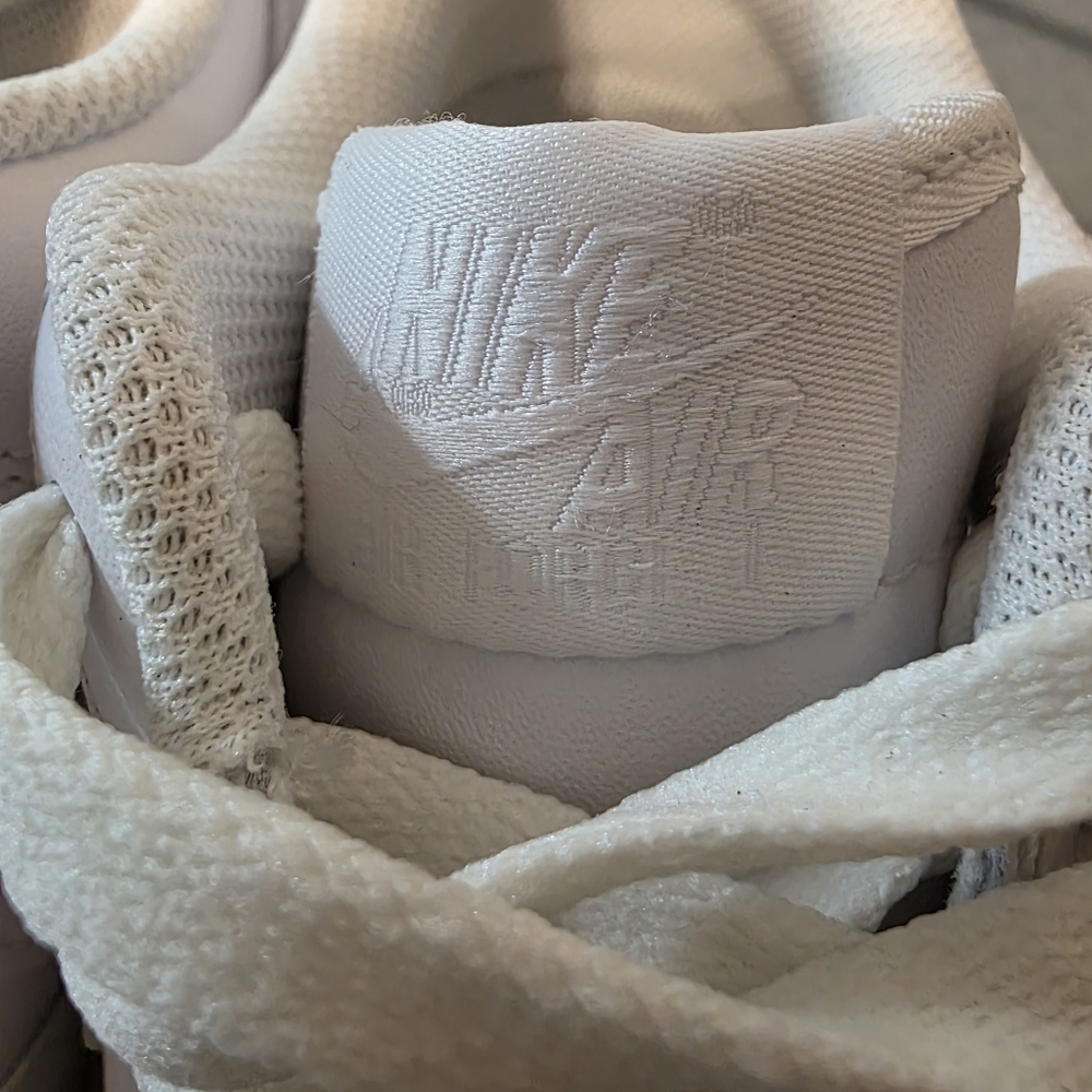 Nike Women's Air Force 1  White On White  Sneakers - Picture 9 of 10
